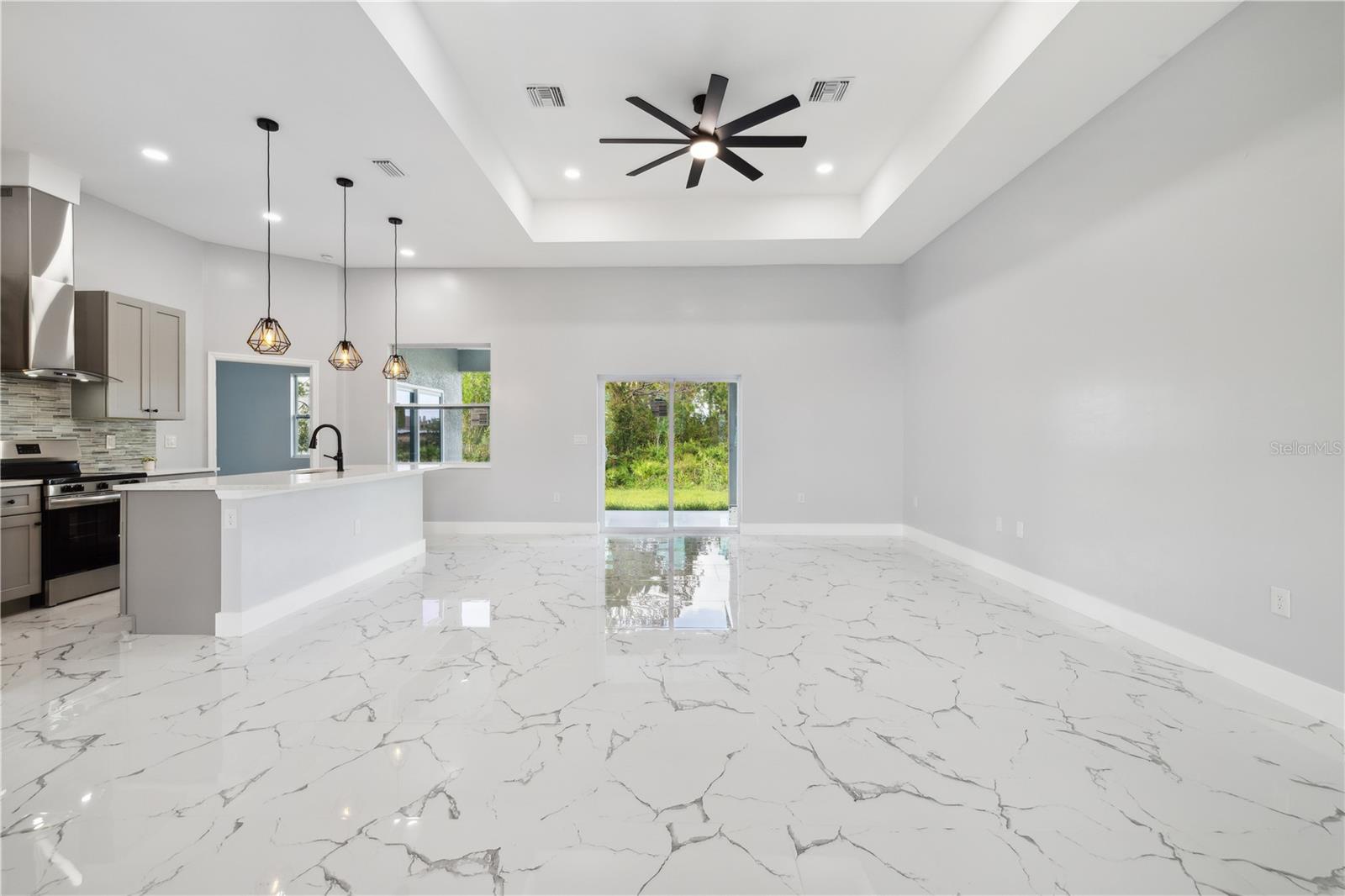 2904 6TH ST W, LEHIGH ACRES, FL, 33971