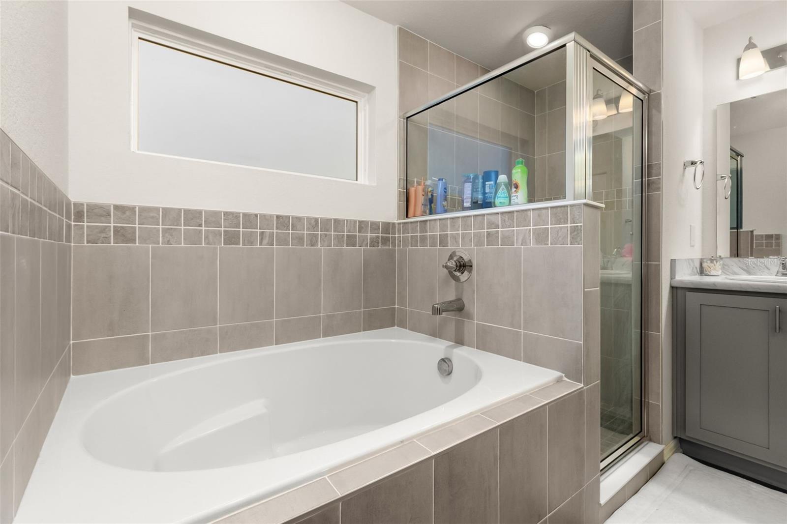 737 DAPHNE DR, POLK CITY, FL, 33868