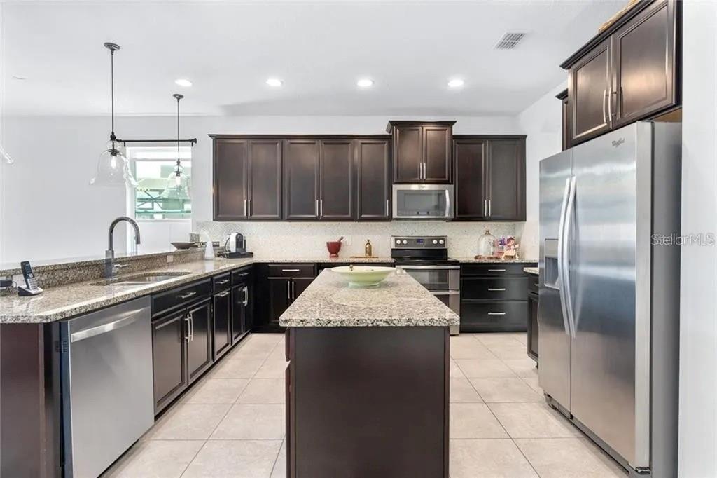 14301 LAKE PRESERVE BLVD, ORLANDO, FL, 32824