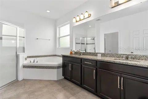 14301 LAKE PRESERVE BLVD, ORLANDO, FL, 32824