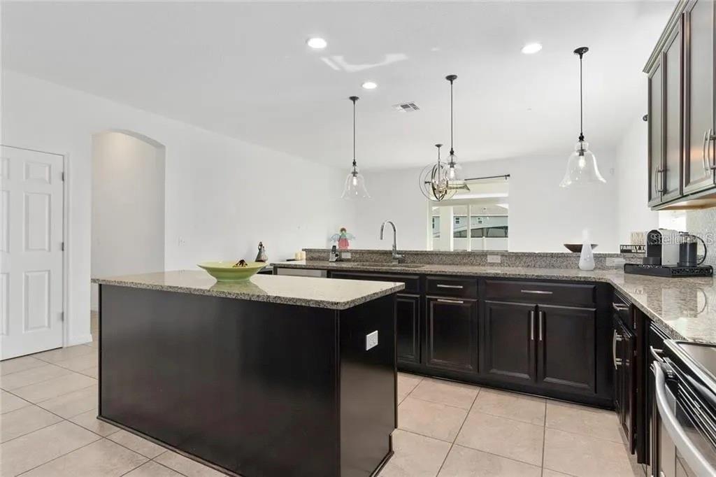 14301 LAKE PRESERVE BLVD, ORLANDO, FL, 32824