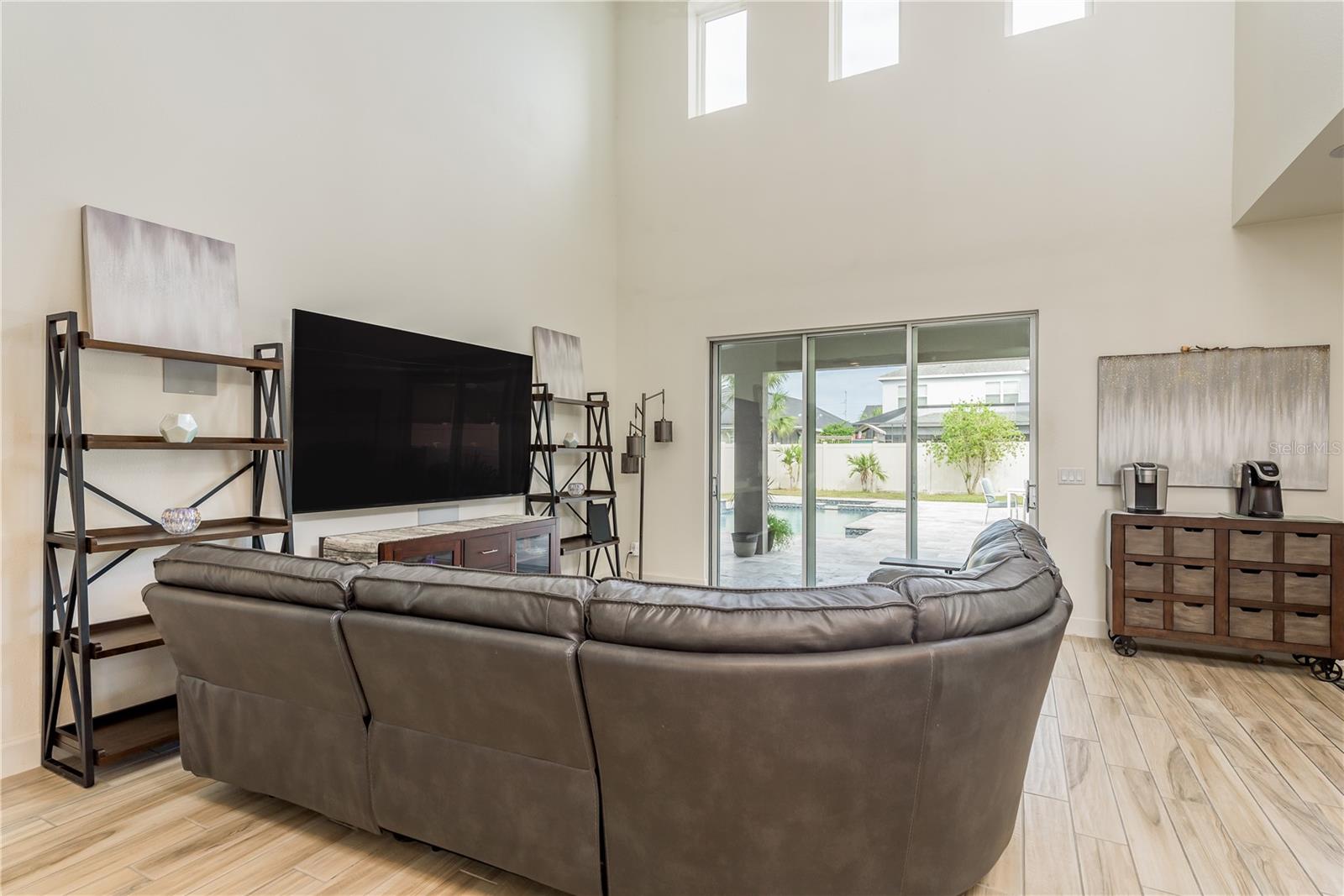 8011 MARBELLA CREEK AVE, TAMPA, FL, 33625