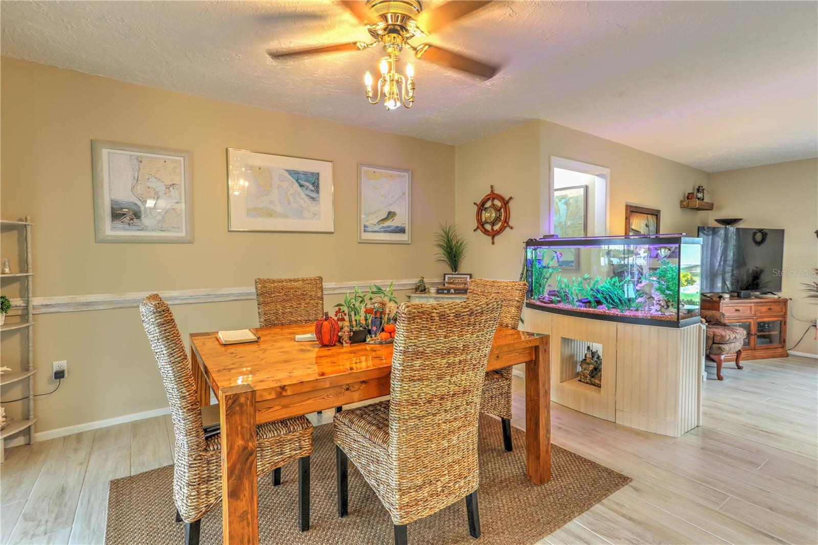 5206 18TH AVE E, BRADENTON, FL, 34208