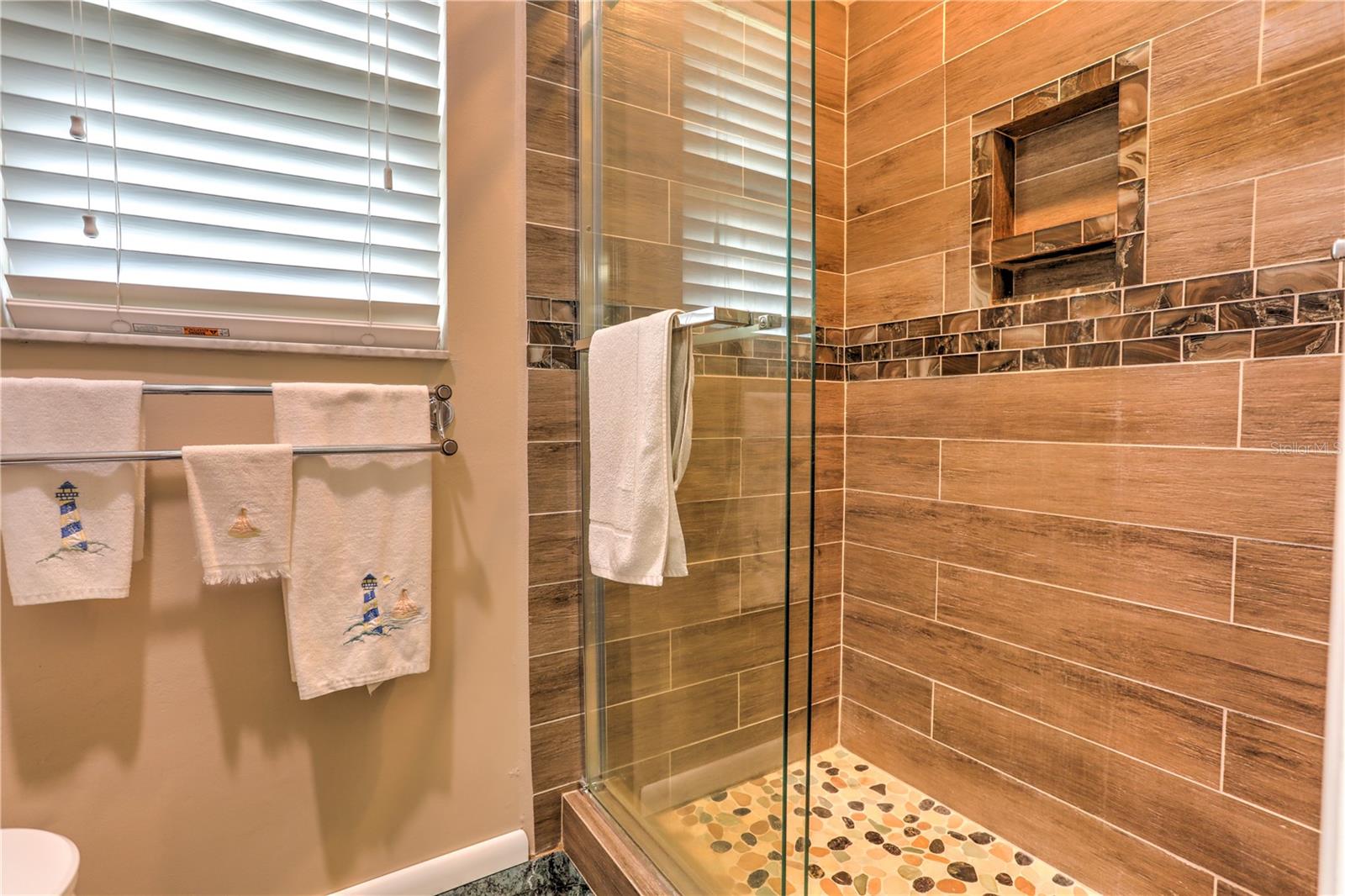 5206 18TH AVE E, BRADENTON, FL, 34208