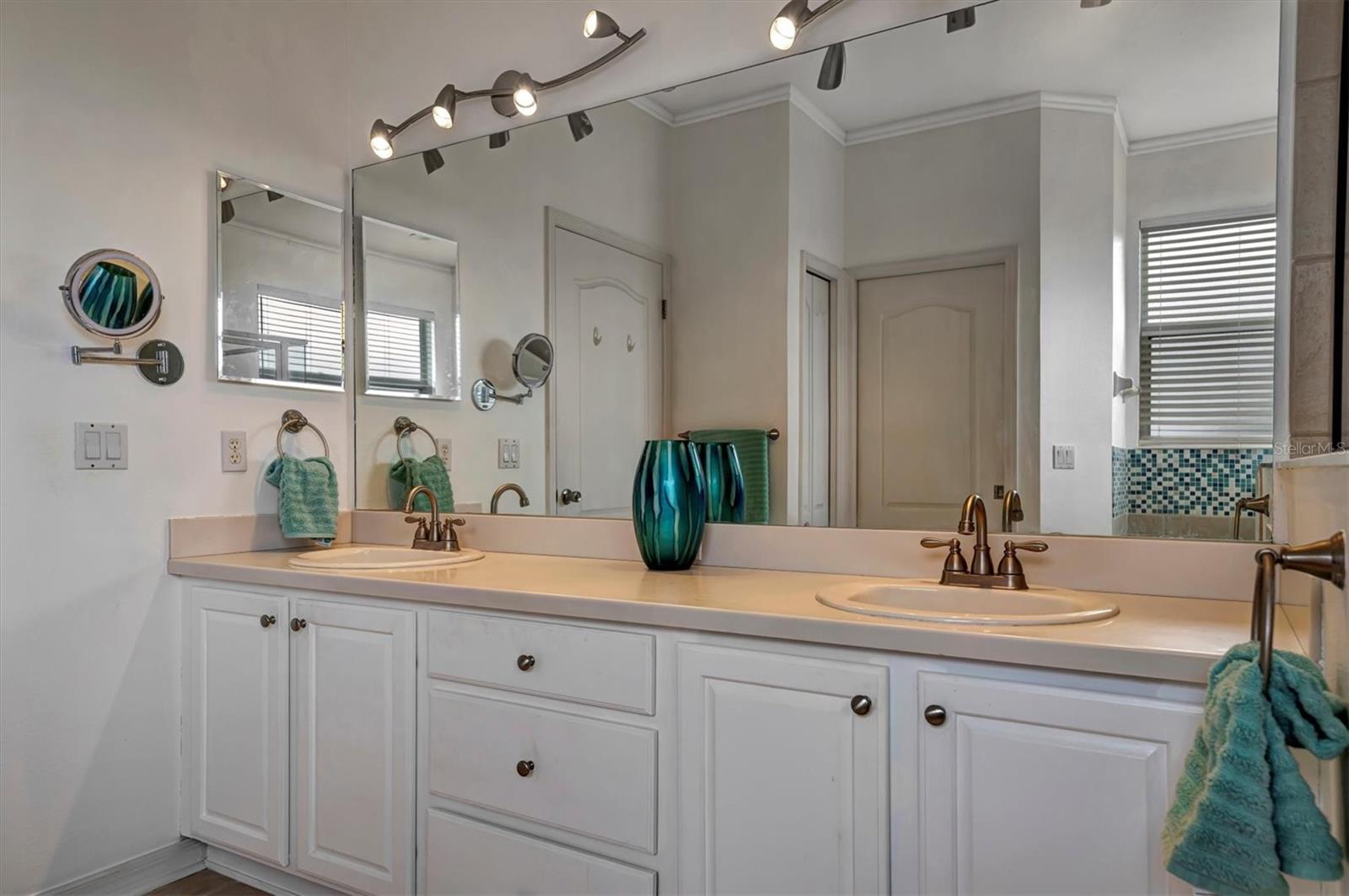 8019 HAVEN HARBOUR WAY, BRADENTON, FL, 34212