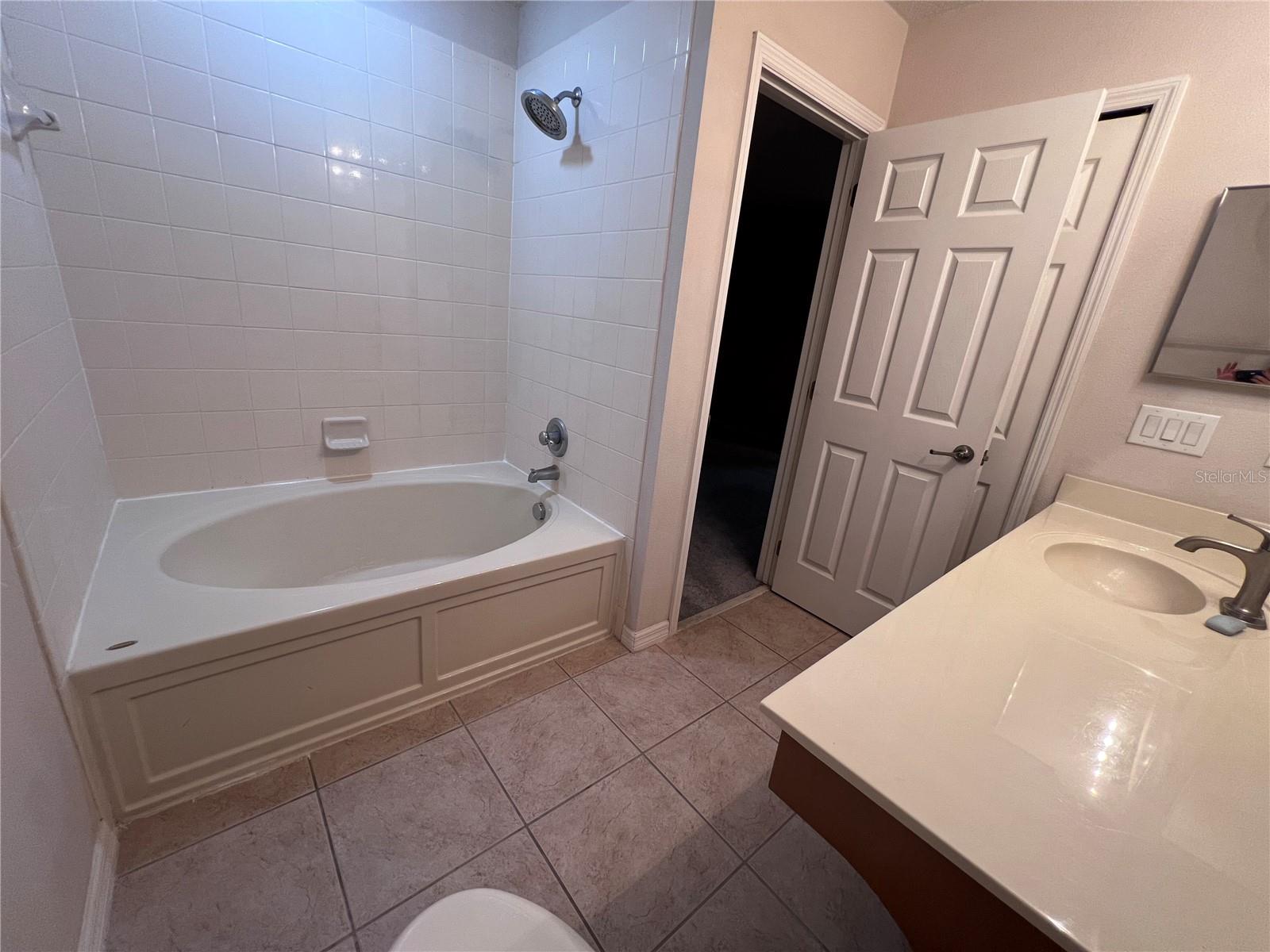 2940 RETREAT VIEW CIR, SANFORD, FL, 32771