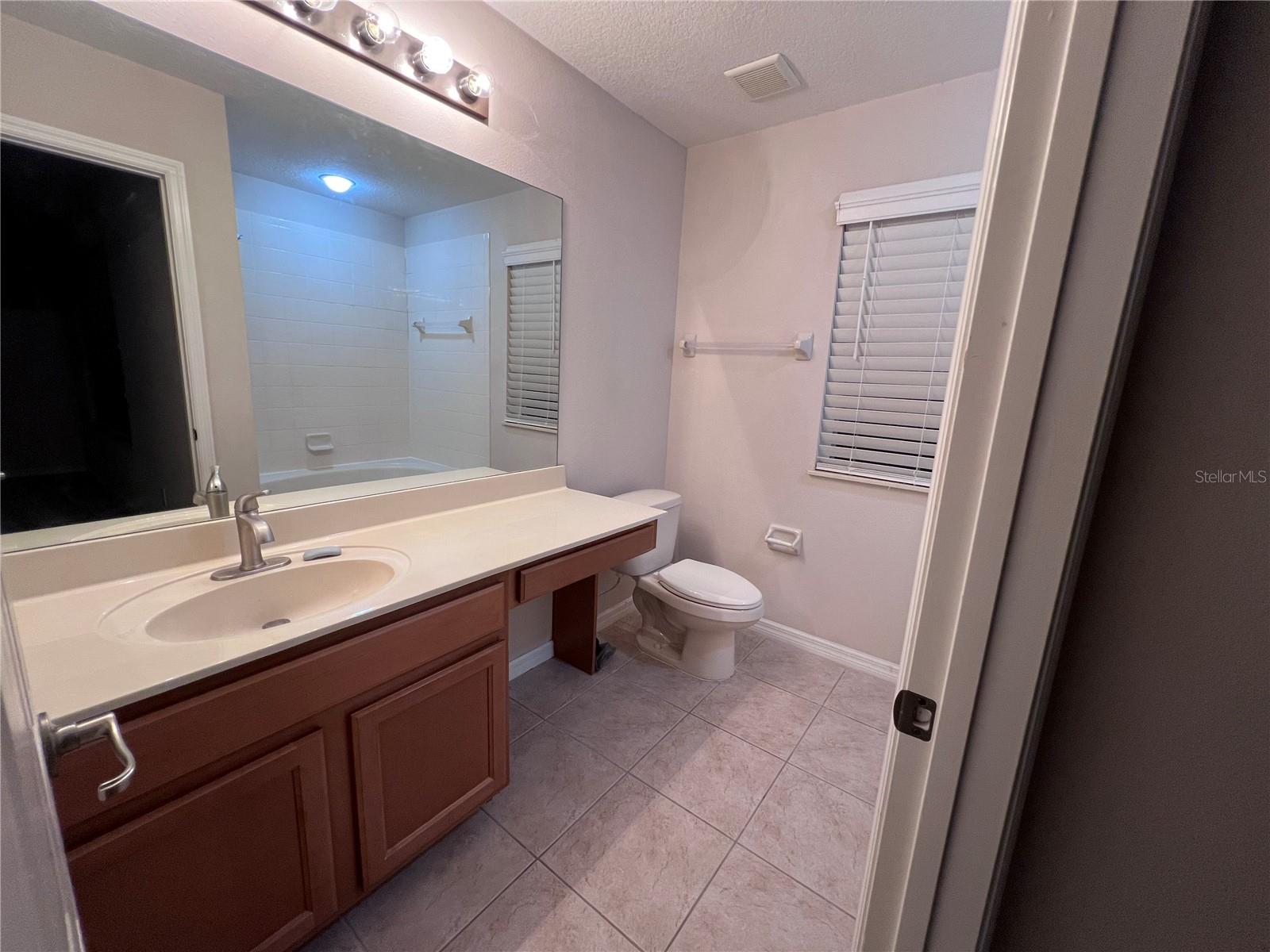 2940 RETREAT VIEW CIR, SANFORD, FL, 32771