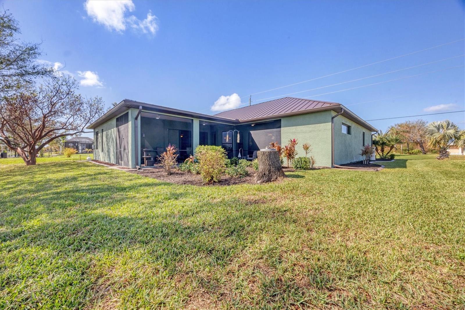 935 ROTONDA CIR, ROTONDA WEST, FL, 33947