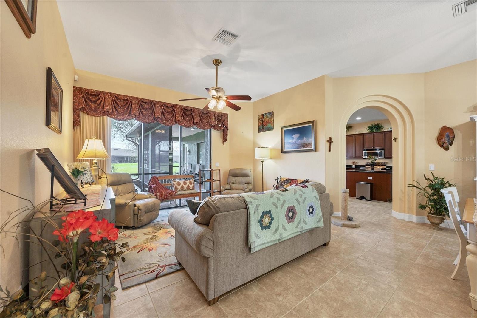 935 ROTONDA CIR, ROTONDA WEST, FL, 33947