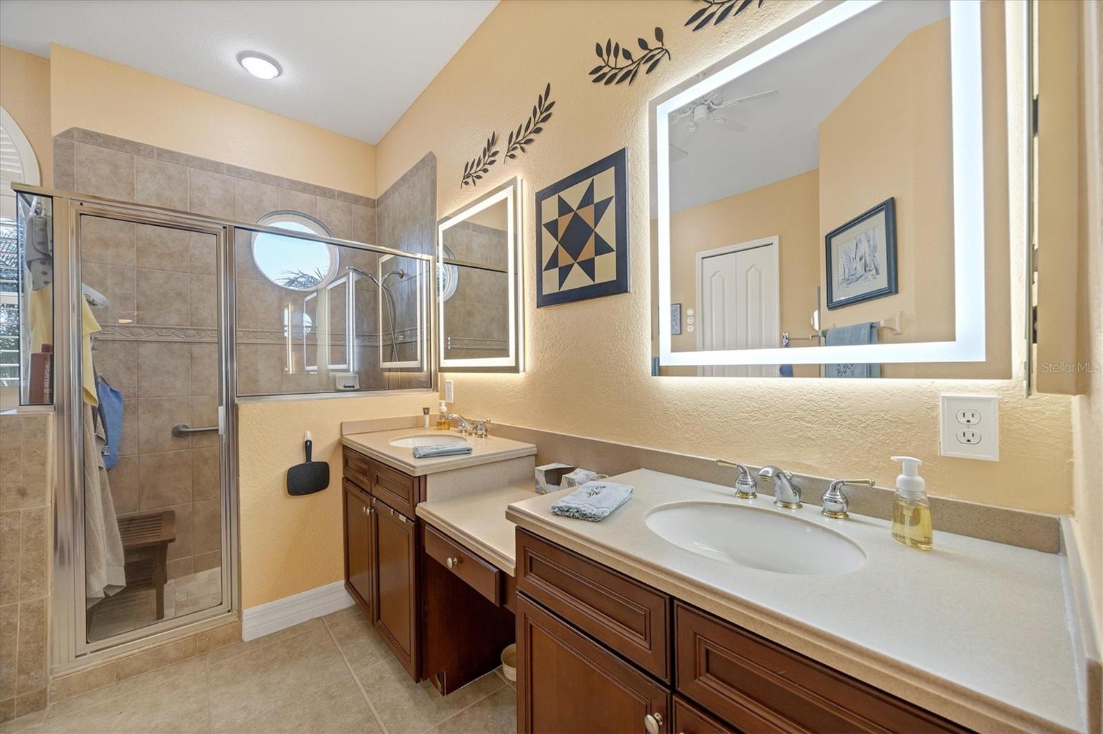 935 ROTONDA CIR, ROTONDA WEST, FL, 33947