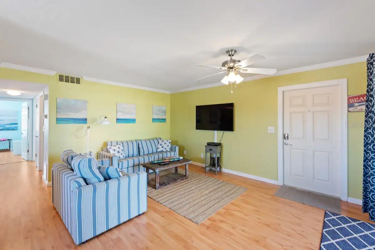 2109 GULF BLVD #1B, INDIAN ROCKS BEACH, FL, 33785