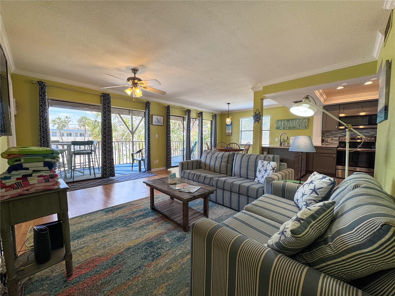 2109 GULF BLVD #1B, INDIAN ROCKS BEACH, FL, 33785