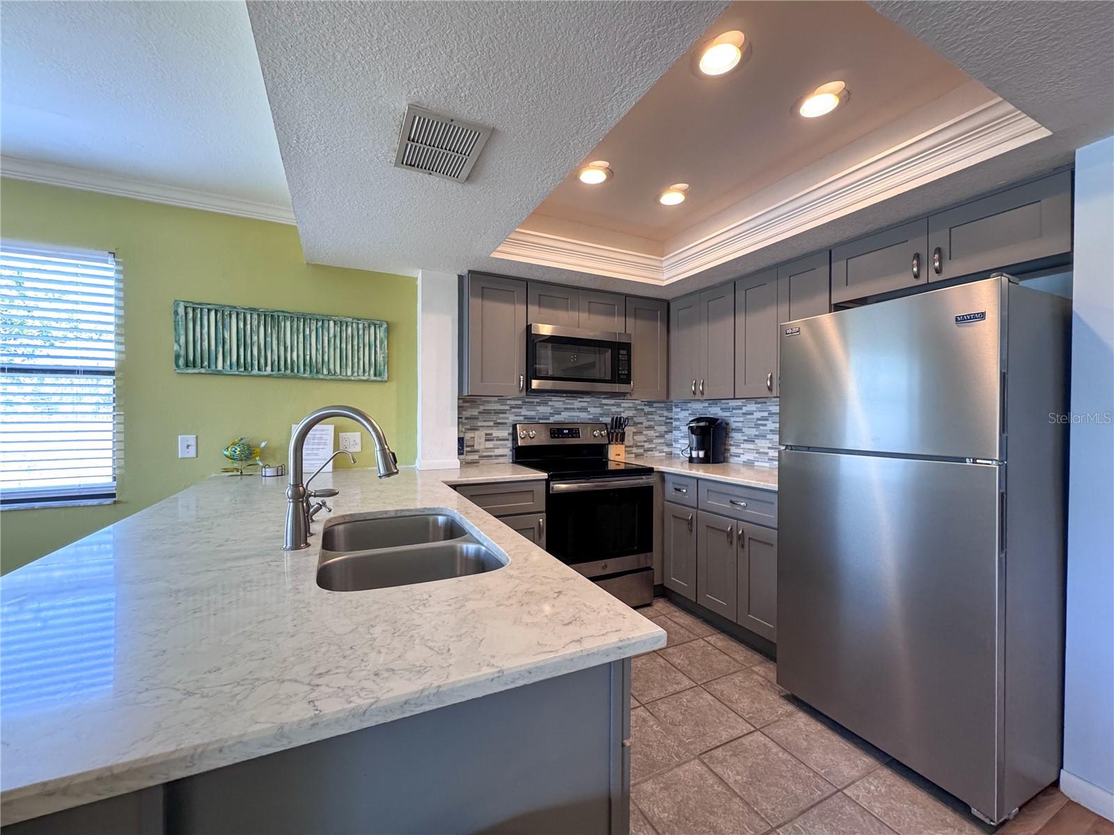 2109 GULF BLVD #1B, INDIAN ROCKS BEACH, FL, 33785