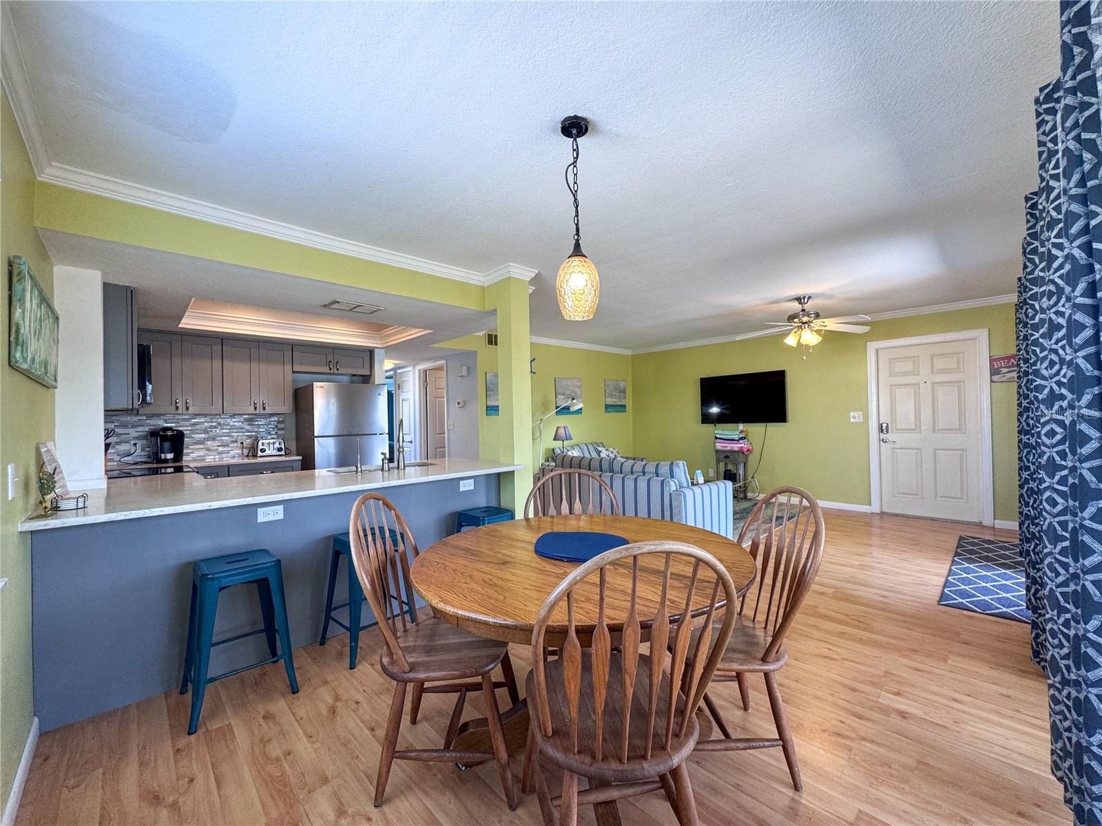 2109 GULF BLVD #1B, INDIAN ROCKS BEACH, FL, 33785