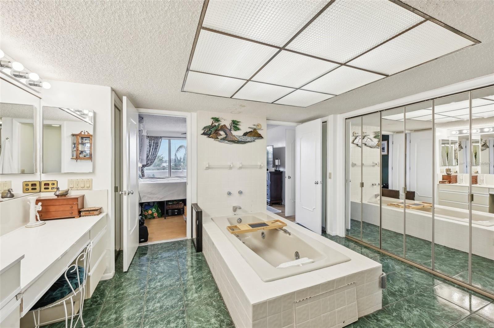 1050 RIVERSIDE DR #A201, PALMETTO, FL, 34221