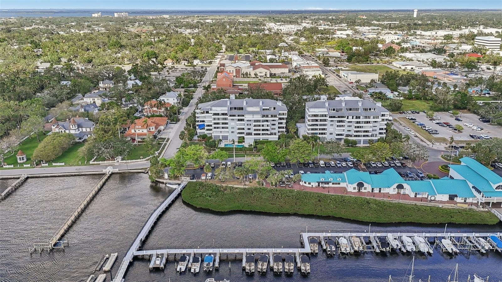 1050 RIVERSIDE DR #A201, PALMETTO, FL, 34221