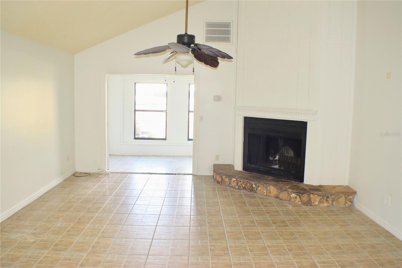 1575 GUINEVERE DR, CASSELBERRY, FL, 32707