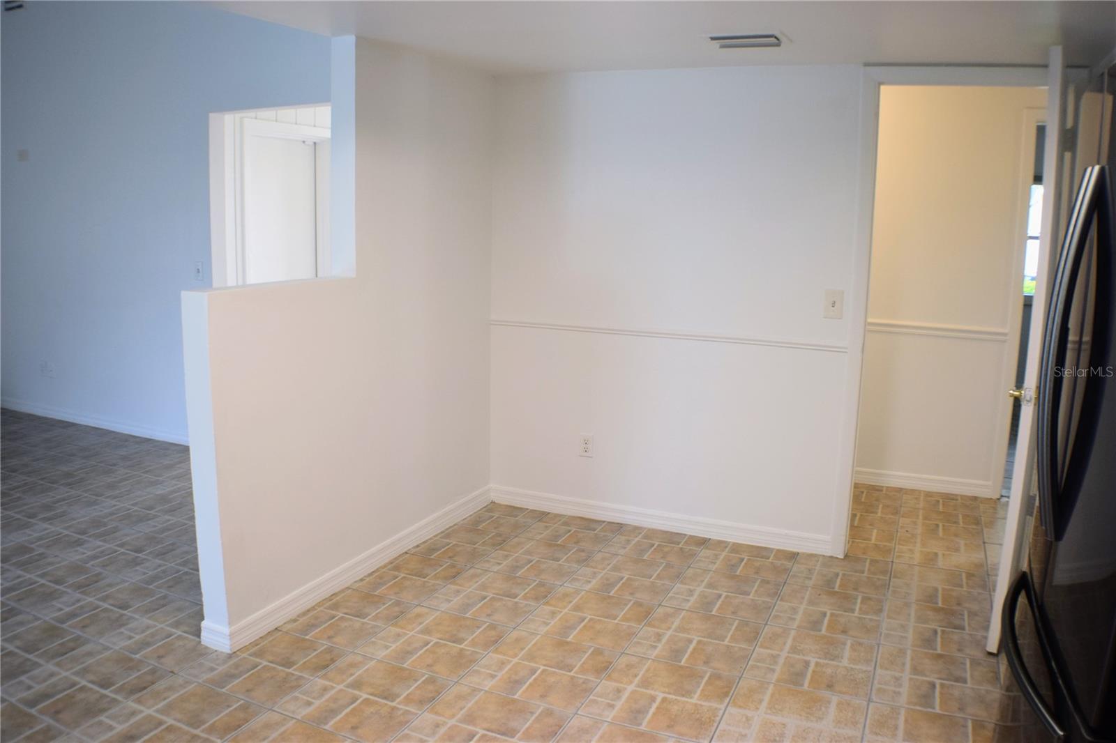 1575 GUINEVERE DR, CASSELBERRY, FL, 32707