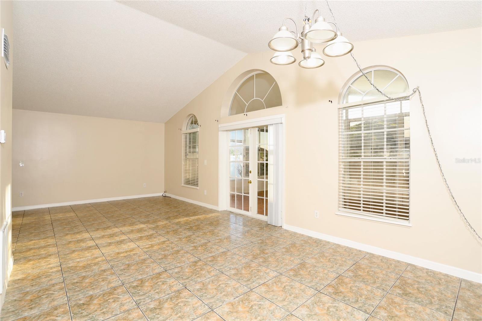 2411 PARSONS POND CIR, KISSIMMEE, FL, 34743