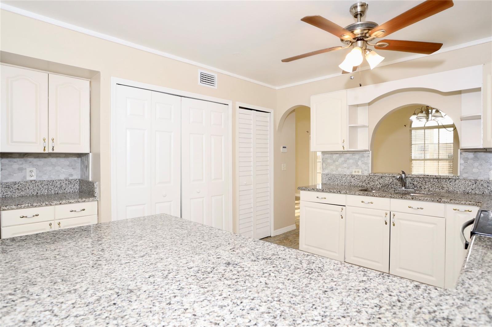 2411 PARSONS POND CIR, KISSIMMEE, FL, 34743