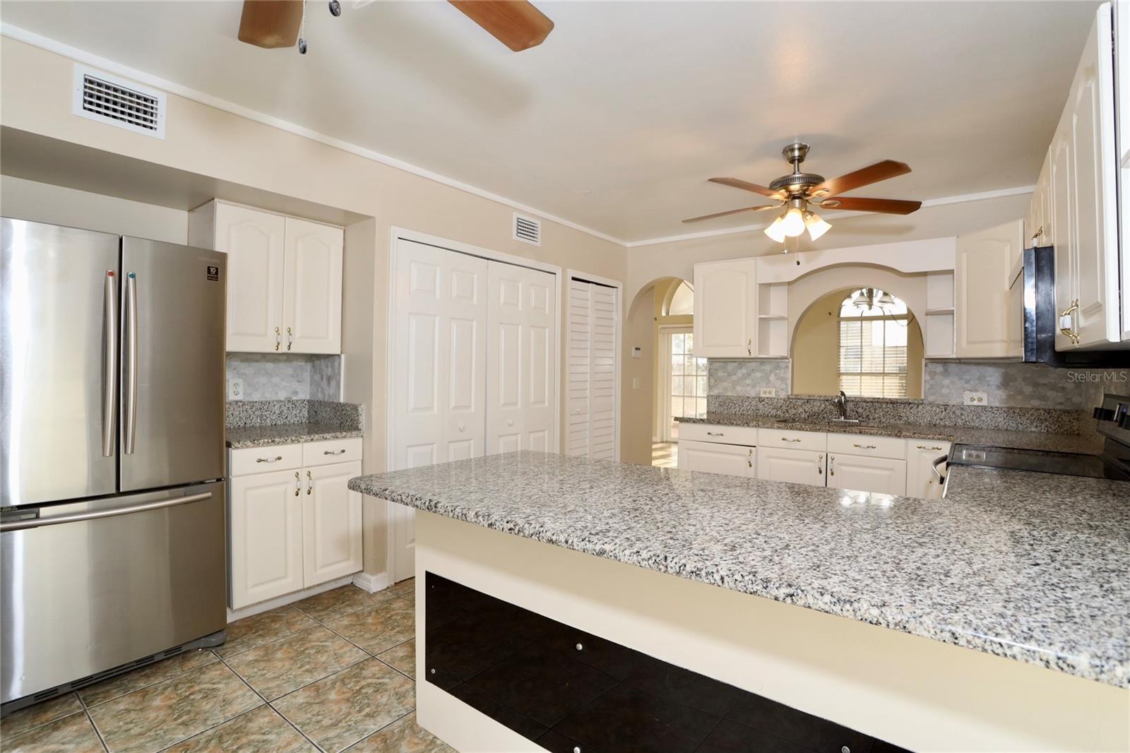2411 PARSONS POND CIR, KISSIMMEE, FL, 34743