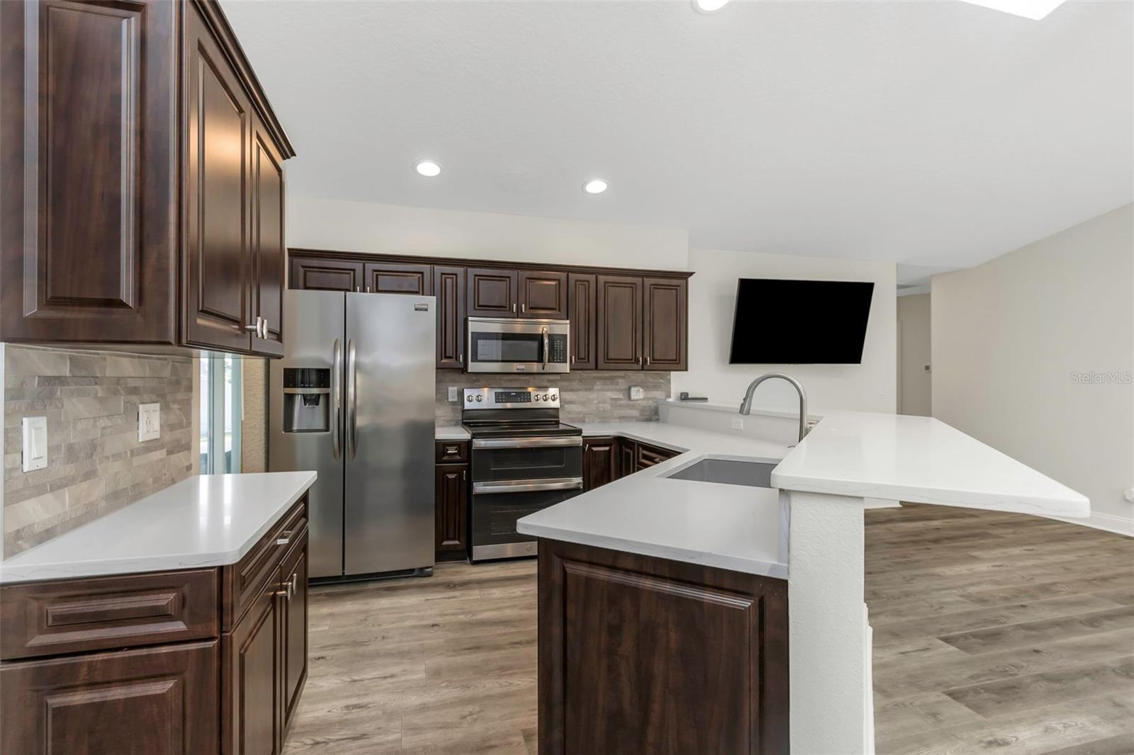 6701 HARBOR VIEW WAY, TAMPA, FL, 33615
