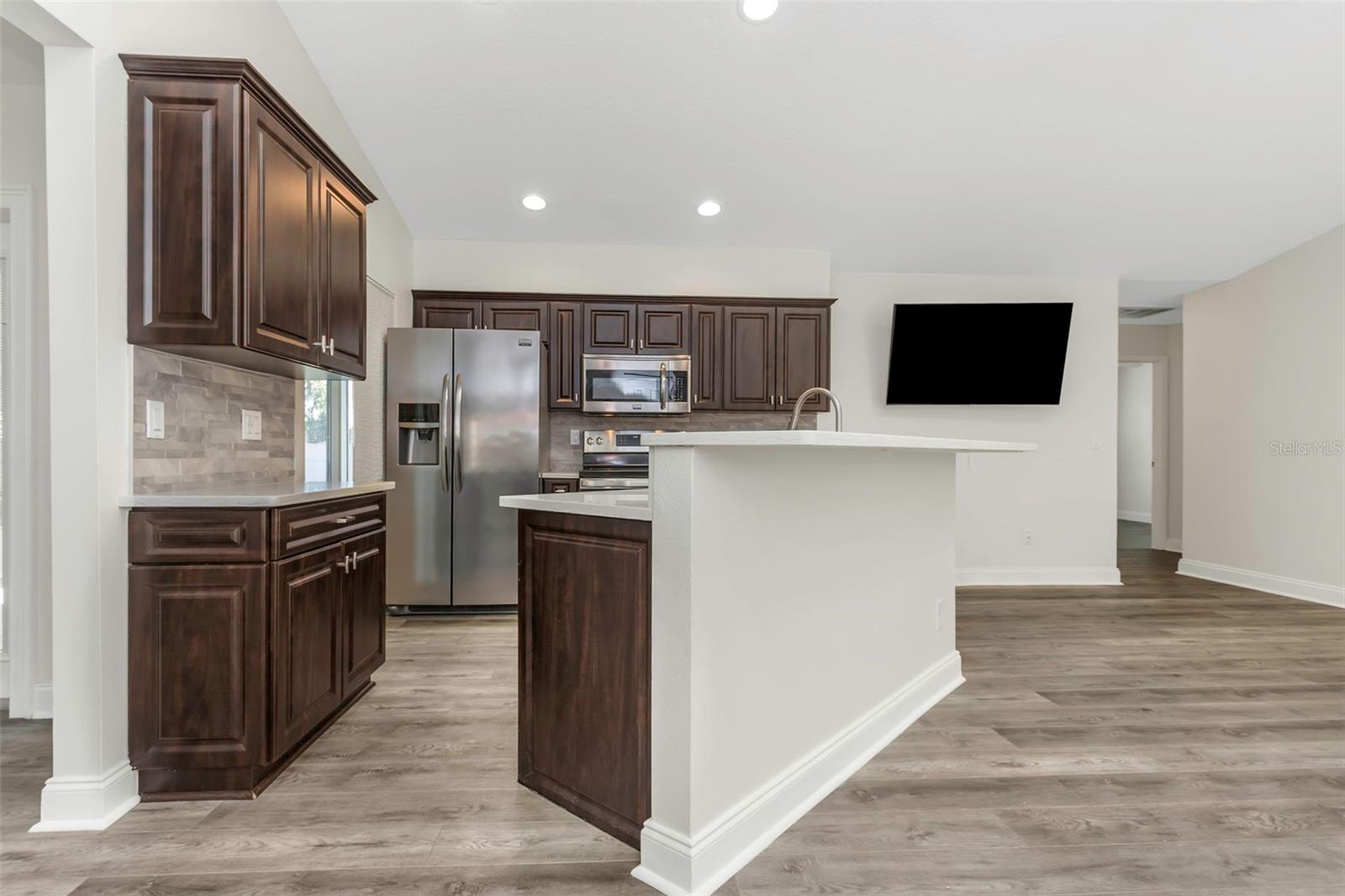 6701 HARBOR VIEW WAY, TAMPA, FL, 33615