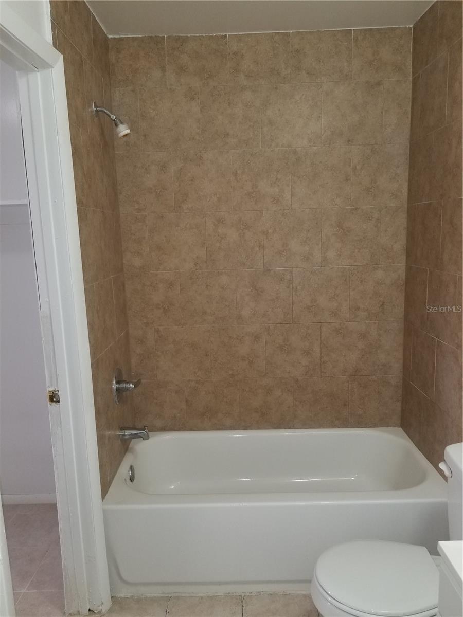 1306 E 137TH AVE #A, TAMPA, FL, 33613