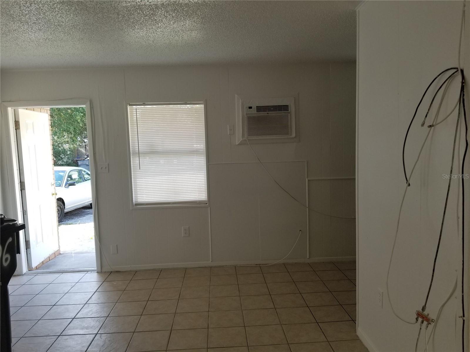 1306 E 137TH AVE #A, TAMPA, FL, 33613