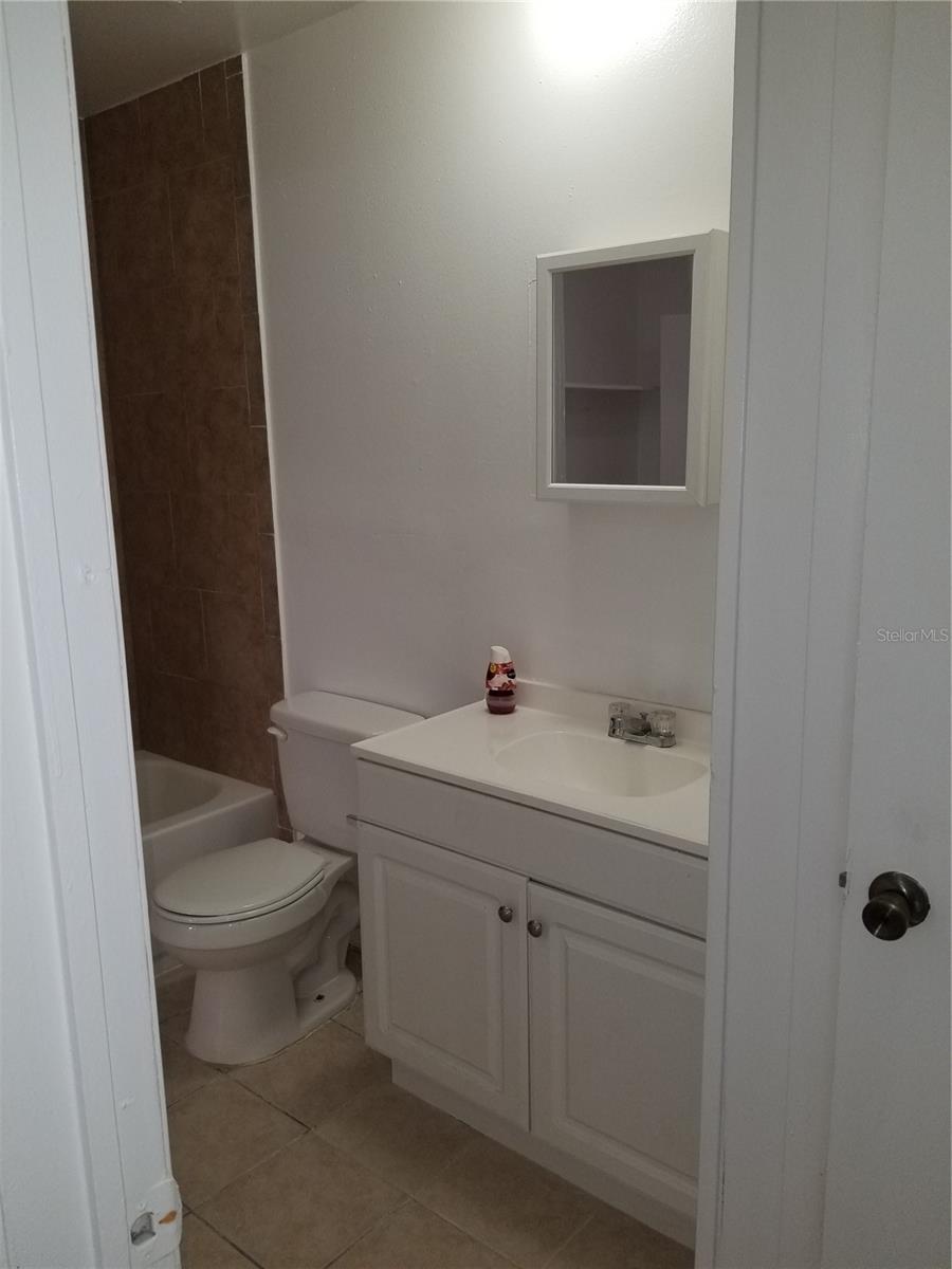 1306 E 137TH AVE #A, TAMPA, FL, 33613