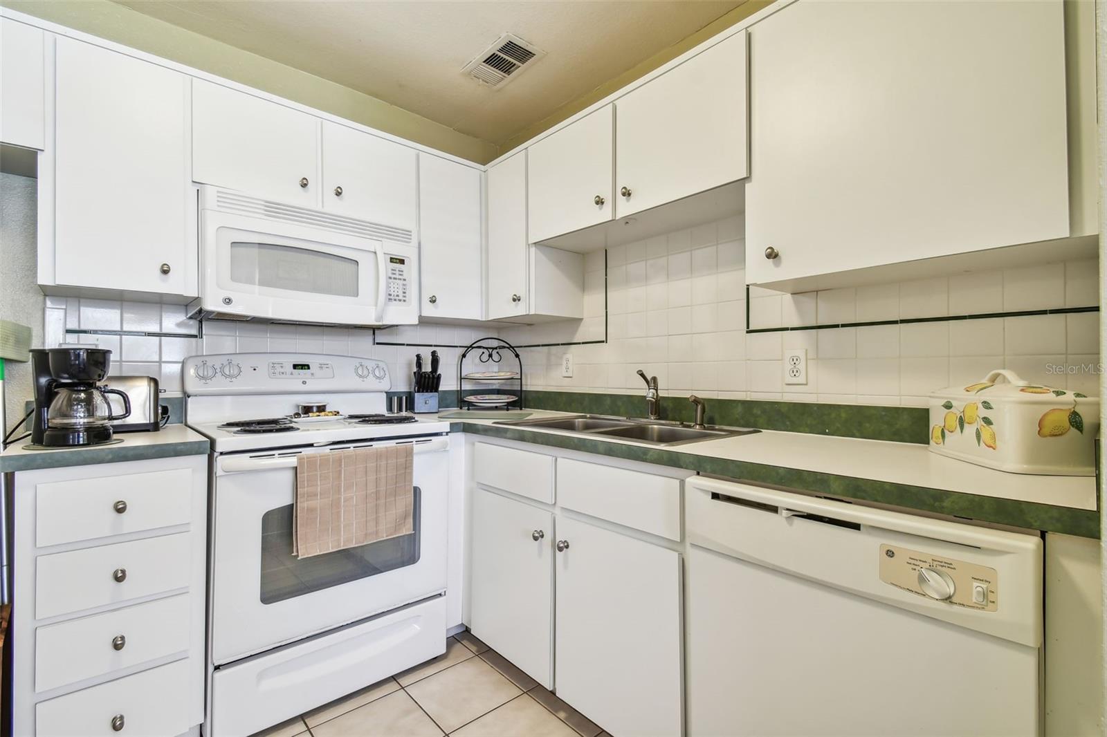 11843 BAYONET LN, NEW PORT RICHEY, FL, 34654