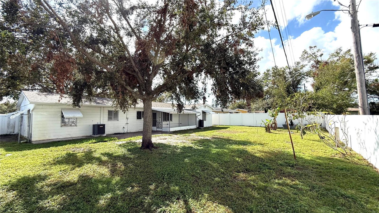 5871 52ND AVE N, KENNETH CITY, FL, 33709