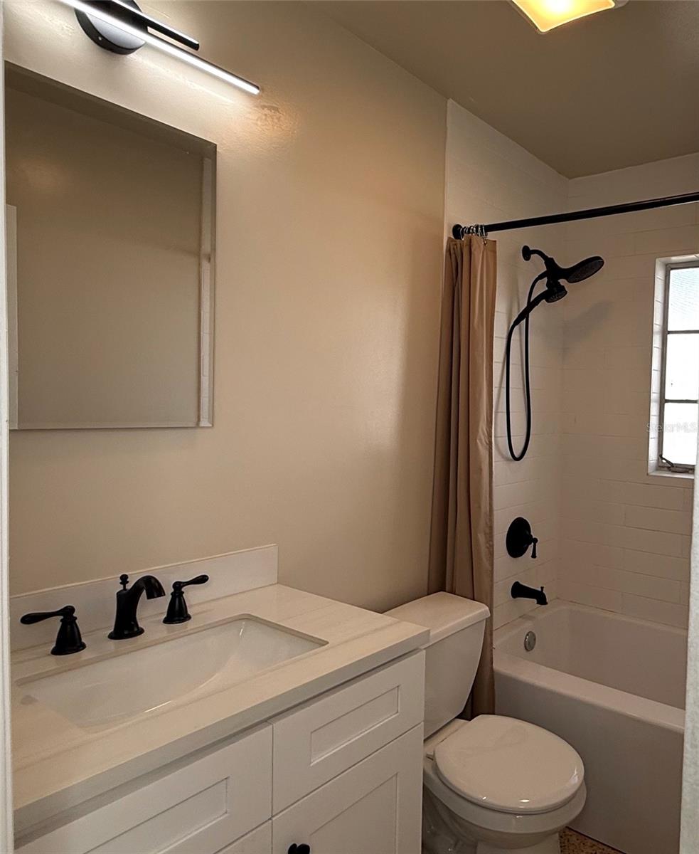 5871 52ND AVE N, KENNETH CITY, FL, 33709