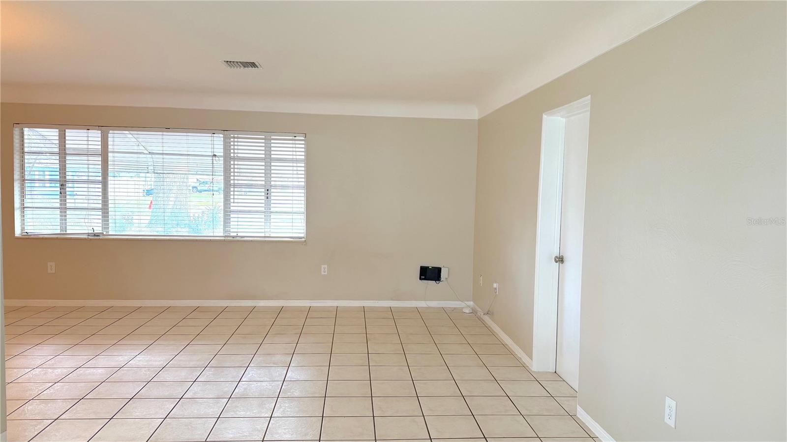 5871 52ND AVE N, KENNETH CITY, FL, 33709