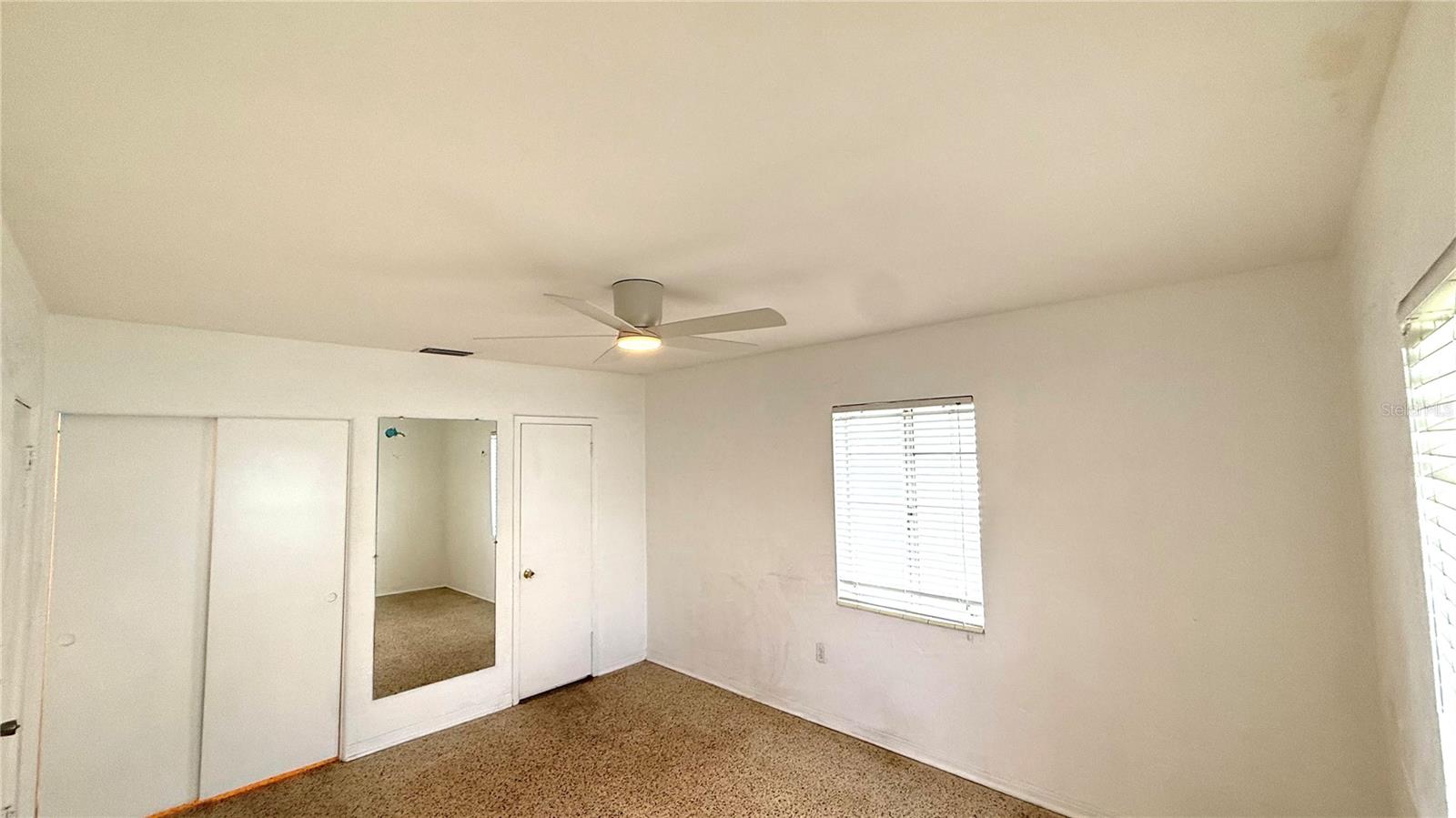 5871 52ND AVE N, KENNETH CITY, FL, 33709