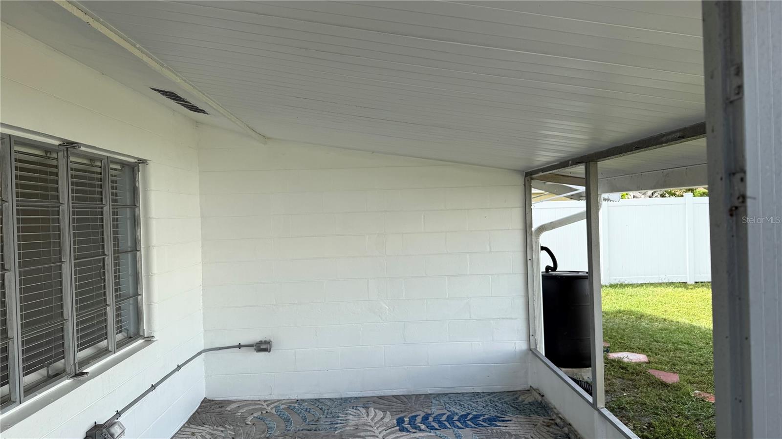 5871 52ND AVE N, KENNETH CITY, FL, 33709
