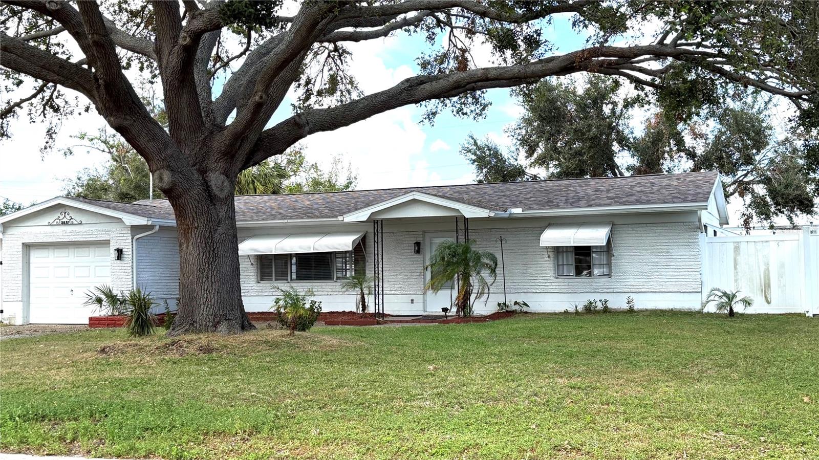 5871 52ND AVE N, KENNETH CITY, FL, 33709