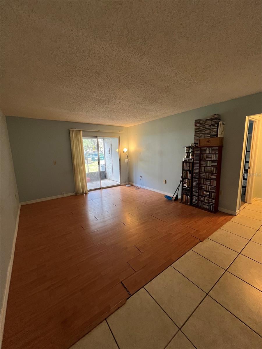 14478 REUTER STRASSE CIR #304 (Apt #2), TAMPA, FL, 33613