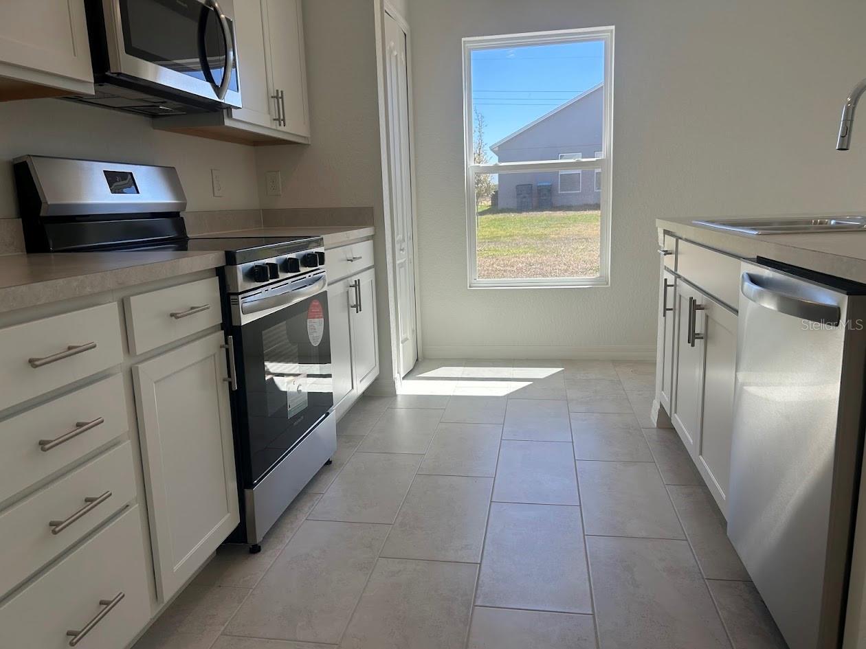 216 HARPER ESTATES CIR, LAKE WALES, FL, 33859