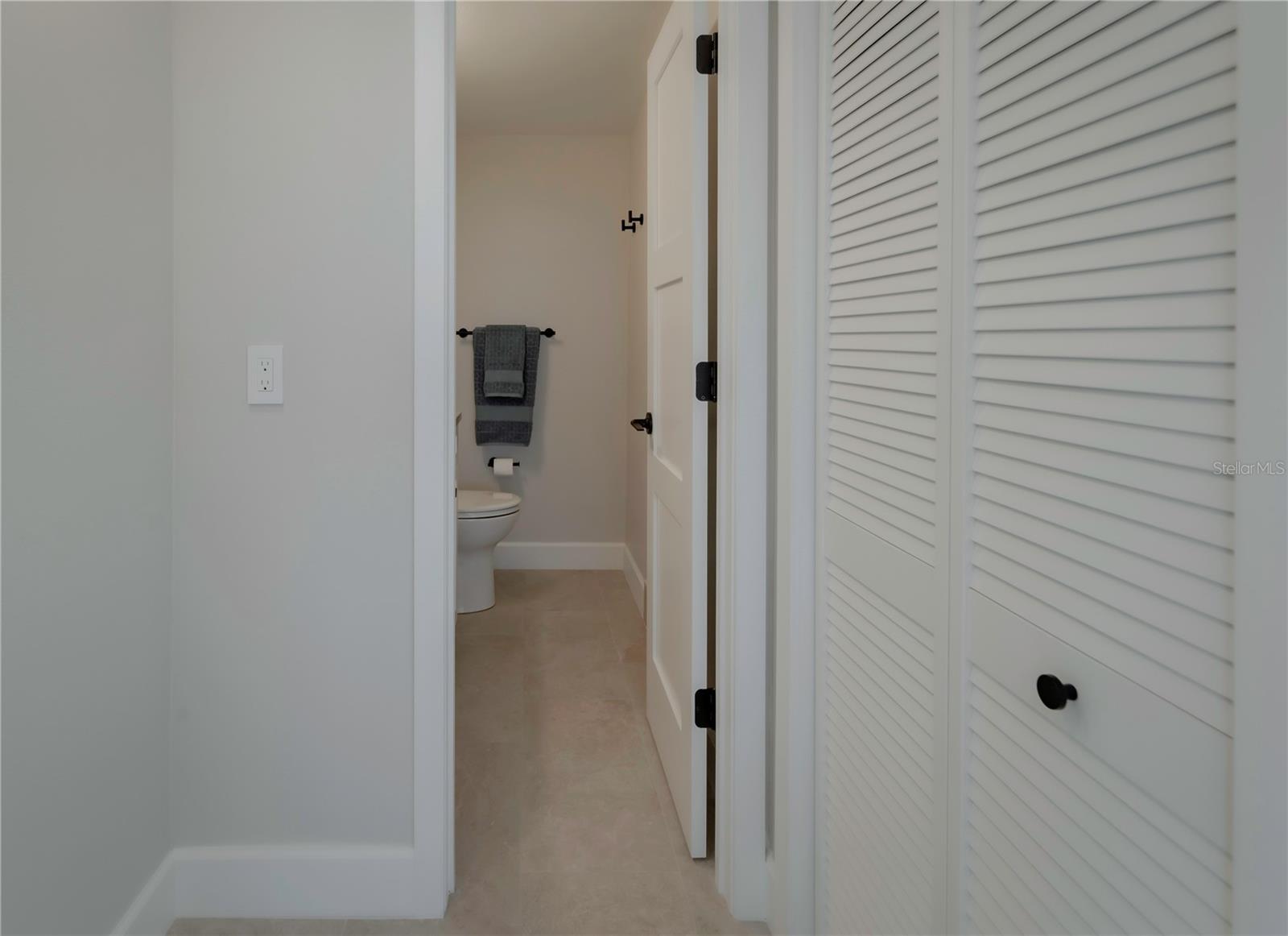 7100 SUNSHINE SKYWAY LN S #304, ST PETERSBURG, FL, 33711