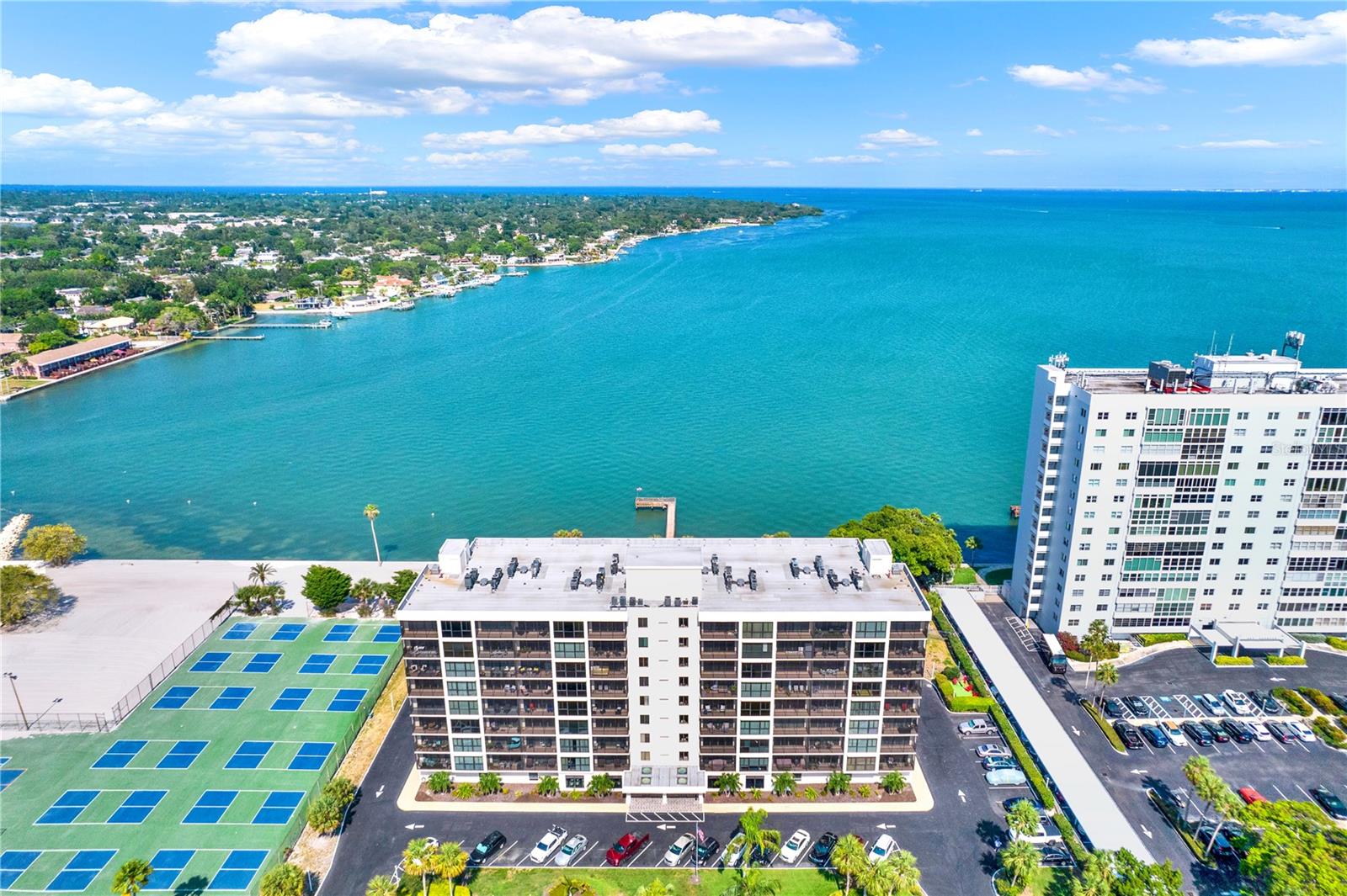 7100 SUNSHINE SKYWAY LN S #304, ST PETERSBURG, FL, 33711