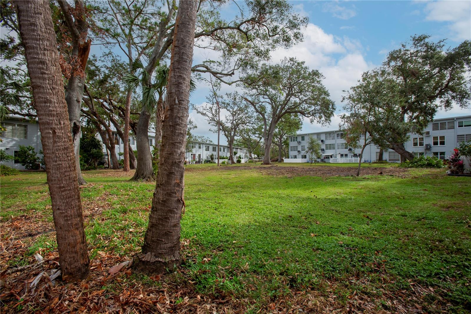 4300 58TH ST N #2001, KENNETH CITY, FL, 33709