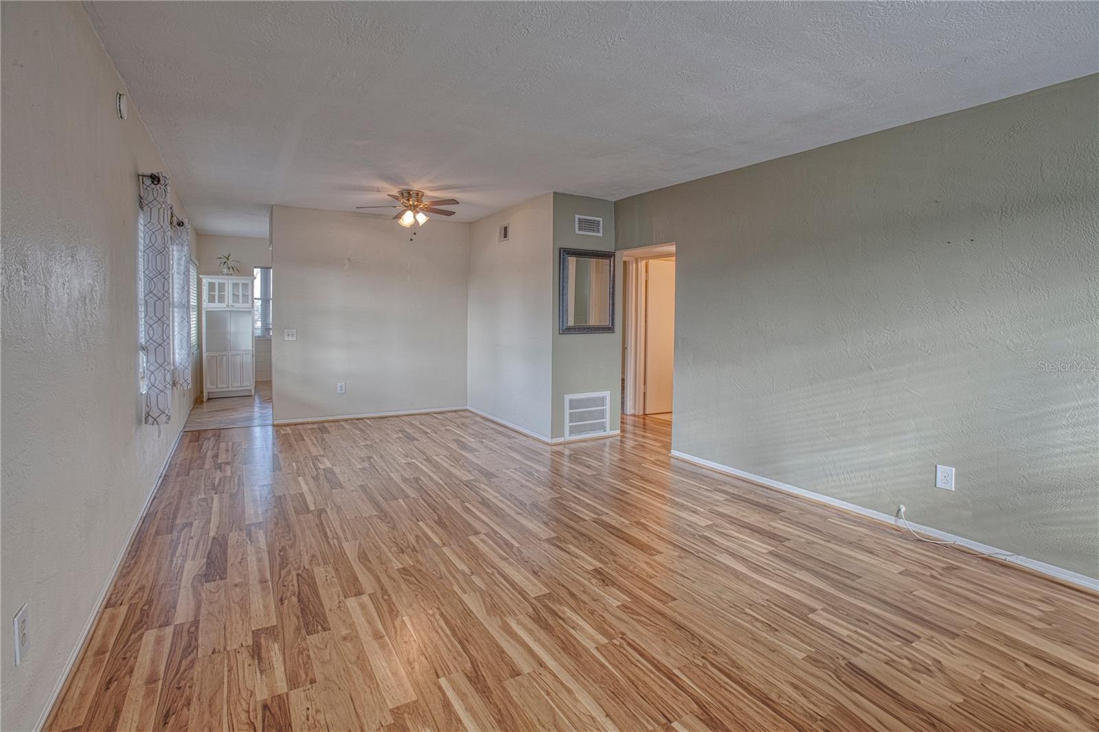 4300 58TH ST N #2001, KENNETH CITY, FL, 33709