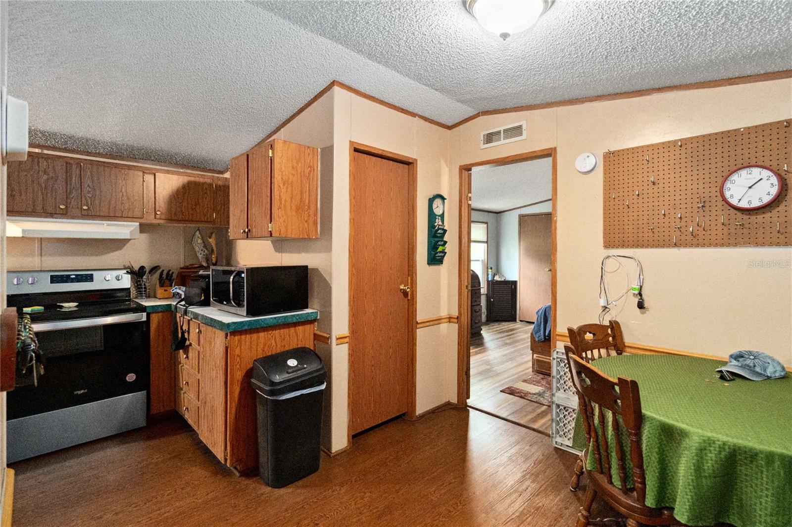 7141 OIL WELL RD, CLERMONT, FL, 34714