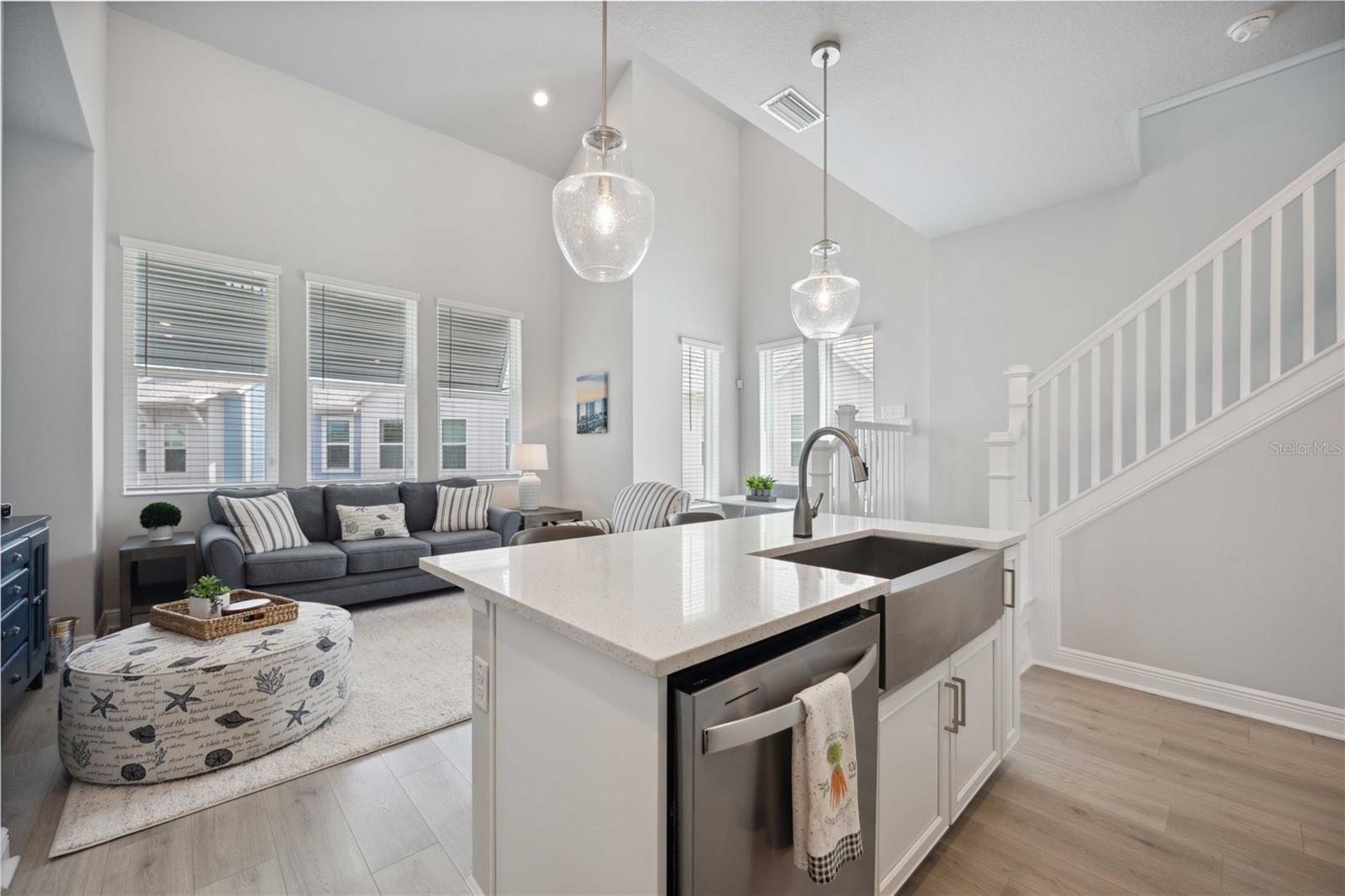 2344 LINDSTROM ST, SARASOTA, FL, 34237