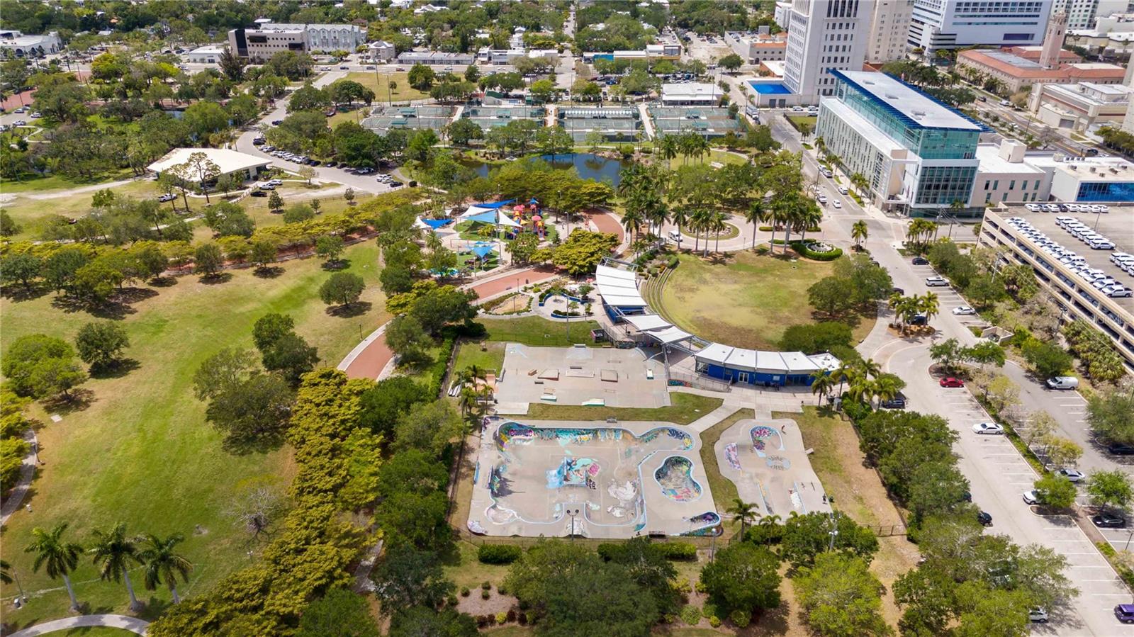 2344 LINDSTROM ST, SARASOTA, FL, 34237