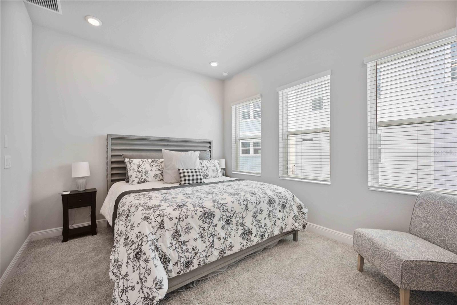 2344 LINDSTROM ST, SARASOTA, FL, 34237