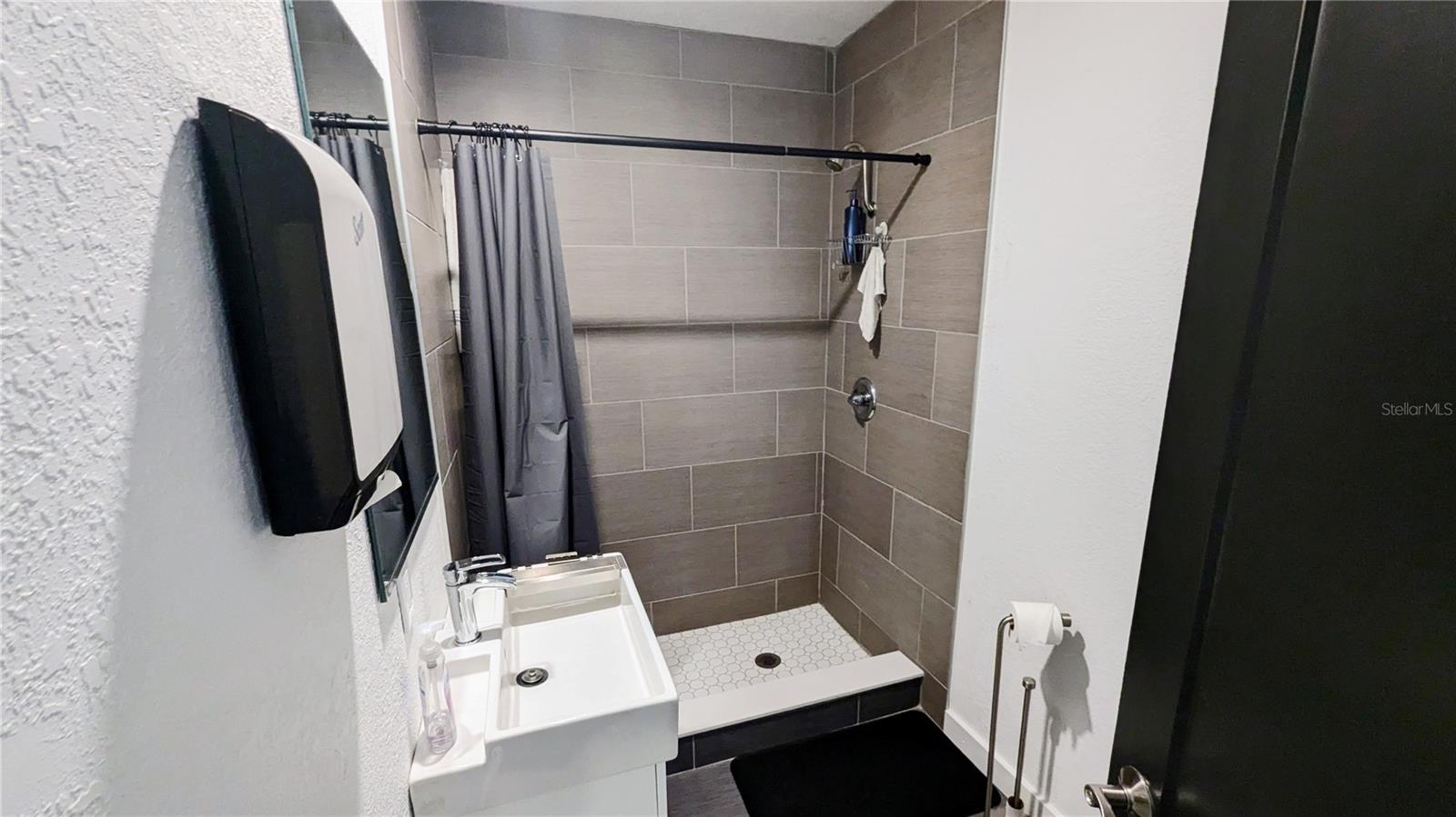 407 NE 1ST ST, CRYSTAL RIVER, FL, 34429