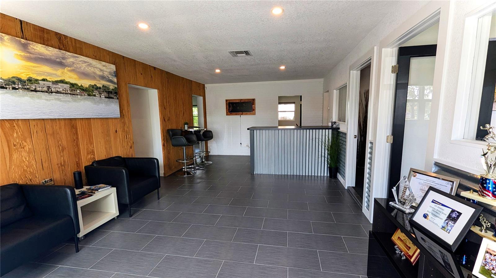 407 NE 1ST ST, CRYSTAL RIVER, FL, 34429