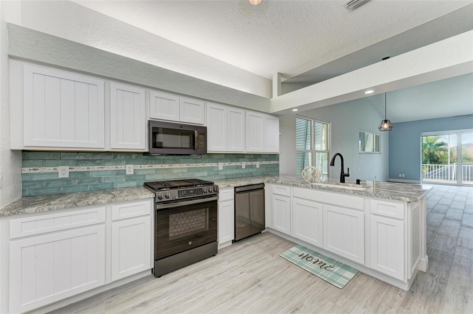 2501 BROAD ST, NOKOMIS, FL, 34275